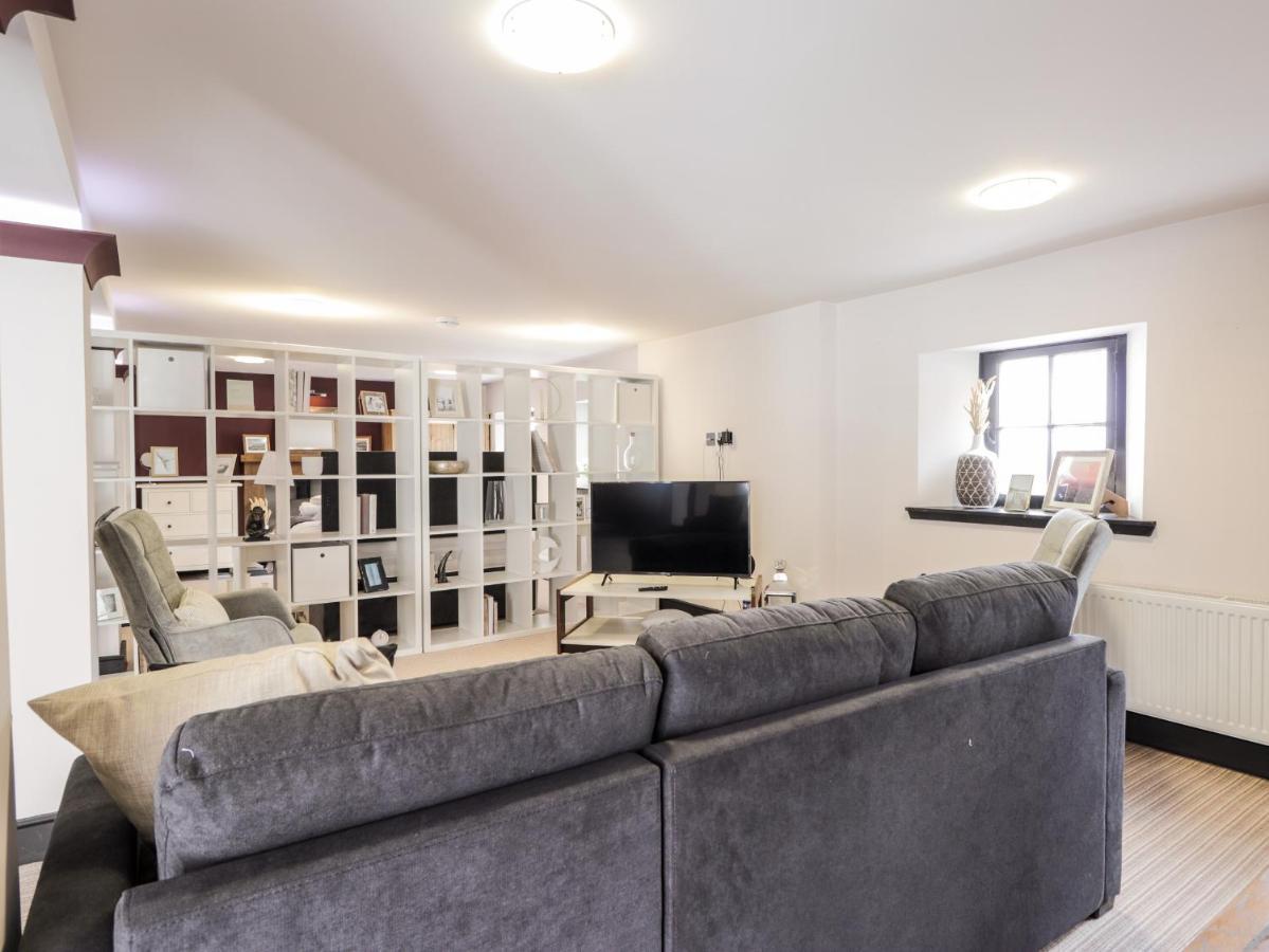 Mary Ann Apartment Инвернес Екстериор снимка