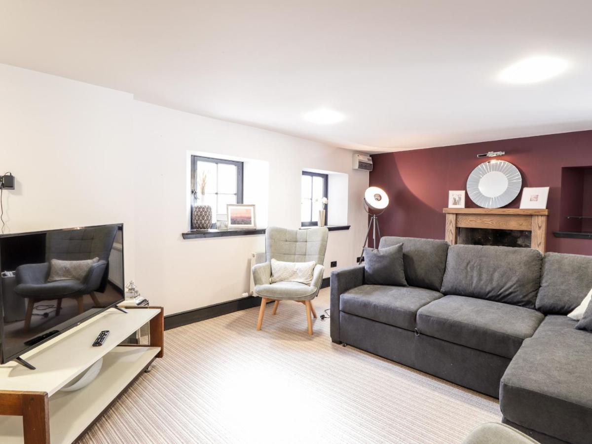 Mary Ann Apartment Инвернес Екстериор снимка
