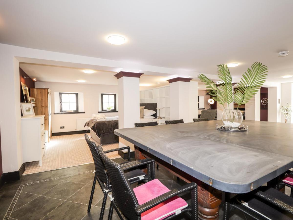 Mary Ann Apartment Инвернес Екстериор снимка